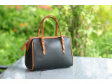 MAYA Duffle bag - In Natural Milled Leather - Black