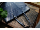 MAINO TOTE - In Natural Milled Leather - Navy Blue